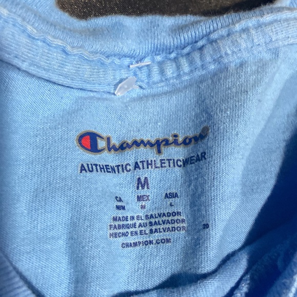 Men’s Champion shirt - Picture 4 of 4